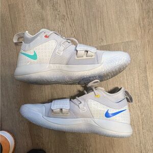 Nike pg 2.5 PlayStation